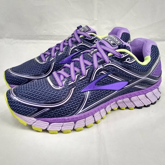 brooks running adrenaline gts 16
